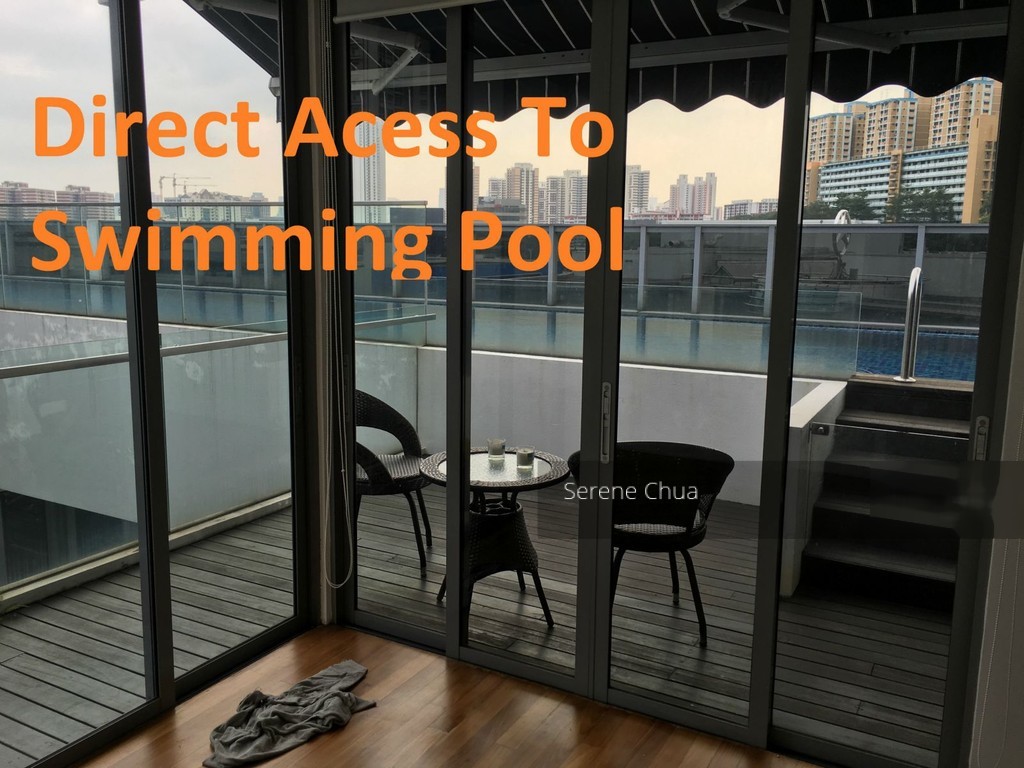 Alexis thumbnail photo